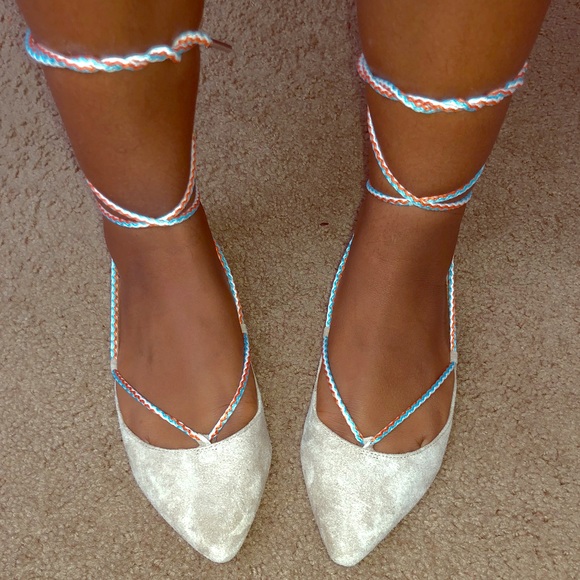 Steve Madden Tan, Orange, and Blue Point Flats - Picture 4 of 4